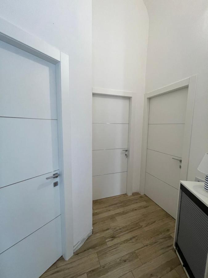 White Shell Rooms Accomodation Fast Check-In Alghero Exteriér fotografie