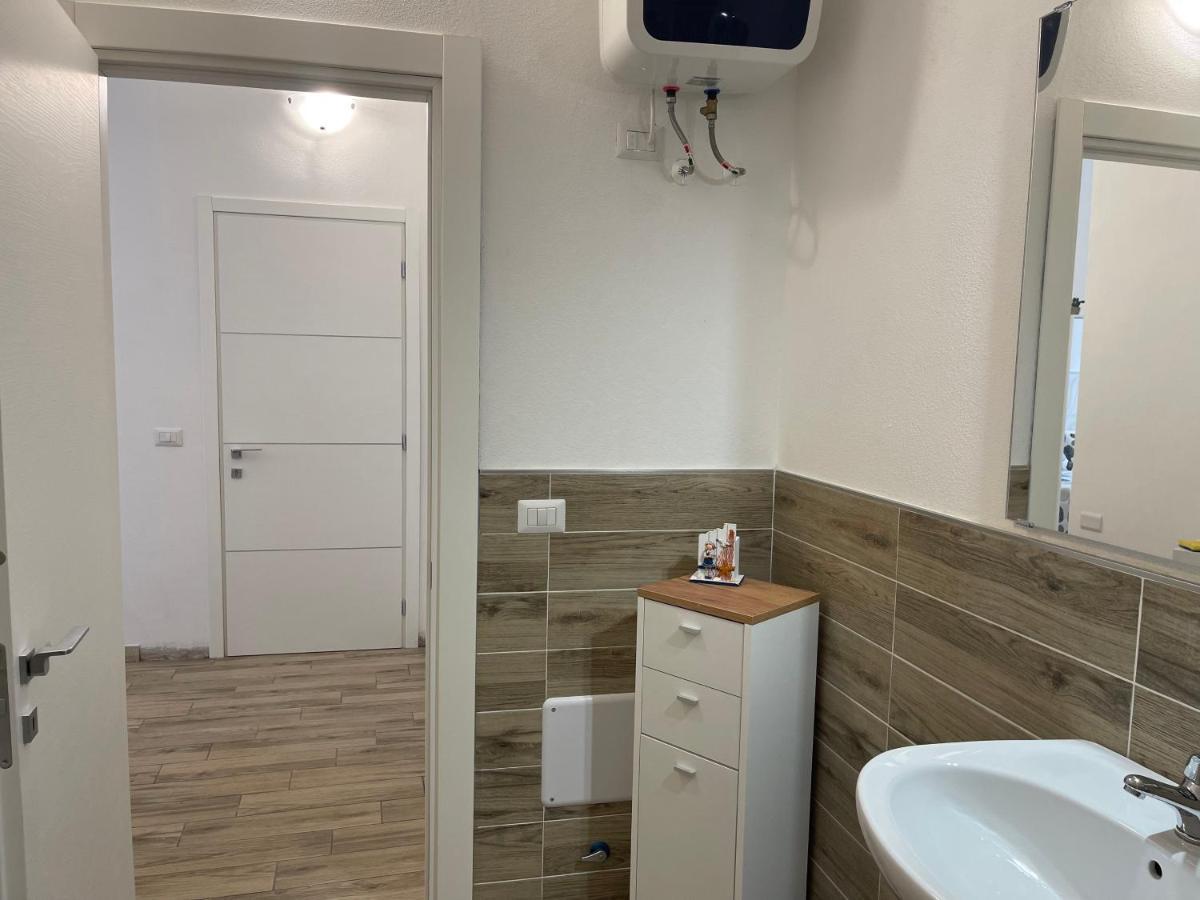 White Shell Rooms Accomodation Fast Check-In Alghero Exteriér fotografie