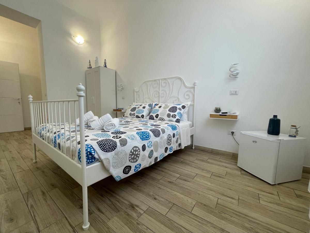 White Shell Rooms Accomodation Fast Check-In Alghero Exteriér fotografie