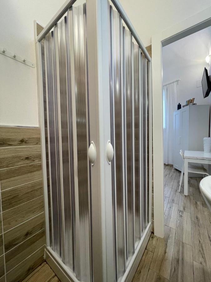 White Shell Rooms Accomodation Fast Check-In Alghero Exteriér fotografie